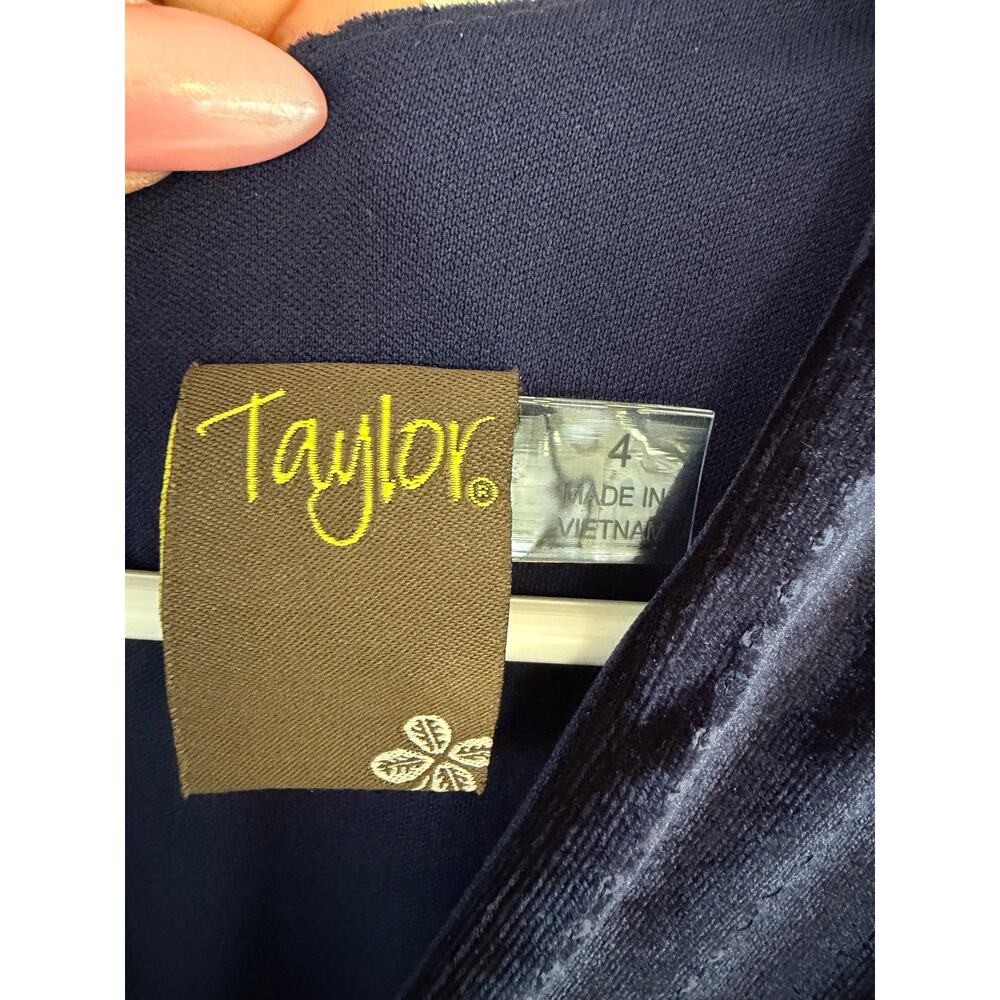 Taylor Navy Velvet Sequin Dress Size 4 Smocked Waist Party Dress - Picture 5 of 7